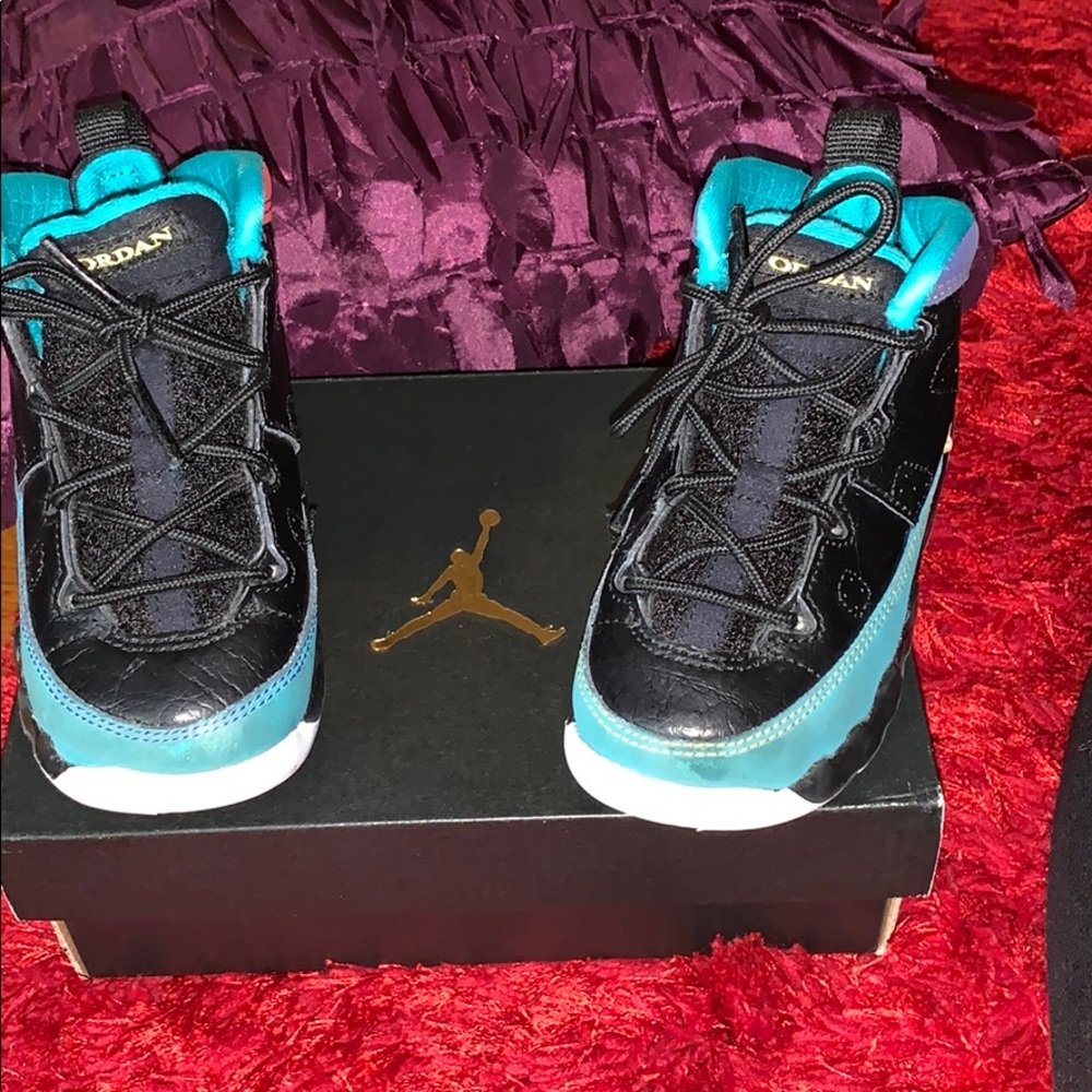 Jordan Sneakers